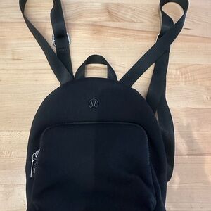 lululemon athletica Black knit nylon mini backpac
